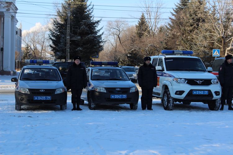 В гарнизонном разводе приняли участие сотрудники отдела вневедомственной охраны Управления Росгвардии по Еврейской автономной области 