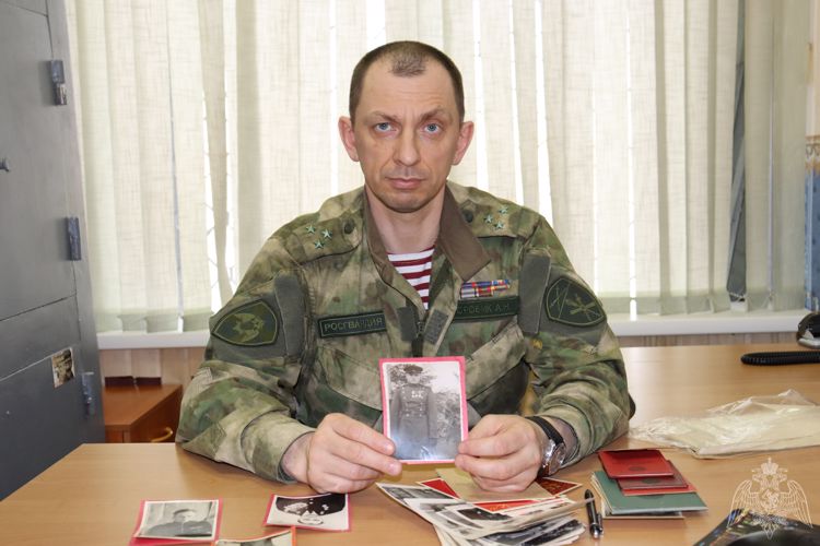 К акции «Бессмертный полк» присоединились сотрудники и военнослужащие Управления Росгвардии по Еврейской автономной области