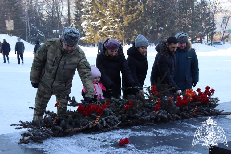 Военнослужащие Управления Росгвардии приняли участие в памятном мероприятии, посвященном Дню неизвестного солдата