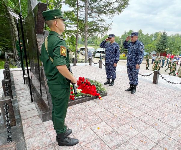 Сотрудники Управления Росгвардии по ЕАО почтили память Героя России Андрея Ковтуна