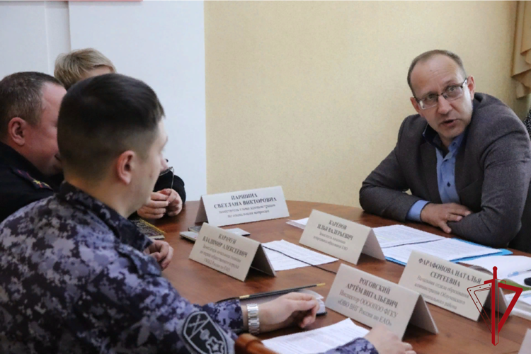 Антитеррористическую защищенность объектов образования обсуждают в районах ЕАО