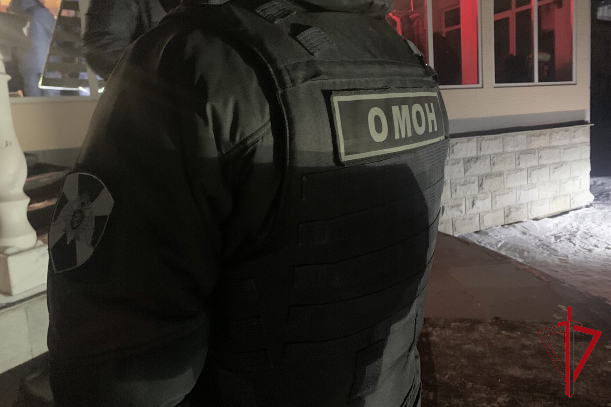 В Биробиджане взрывотехники Росгвардии провели обследование ночного клуба