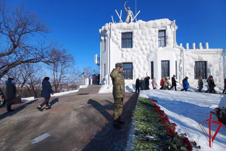 В ЕАО росгвардейцы почтили память погибших в Волочаевской битве
