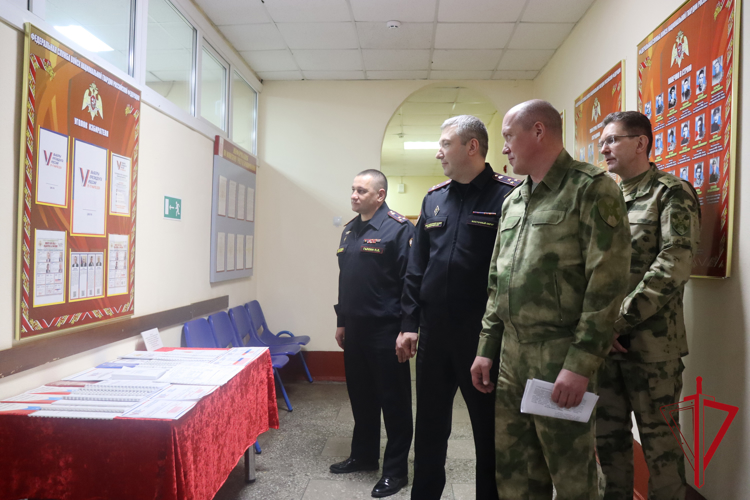 Заместитель командующего Восточным округом Росгвардии посетил Еврейскую автономию с рабочим визитом