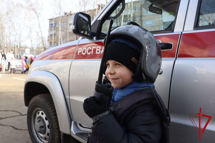 Ведомственный проект «Дни Росгвардии» продолжается в Еврейской автономии