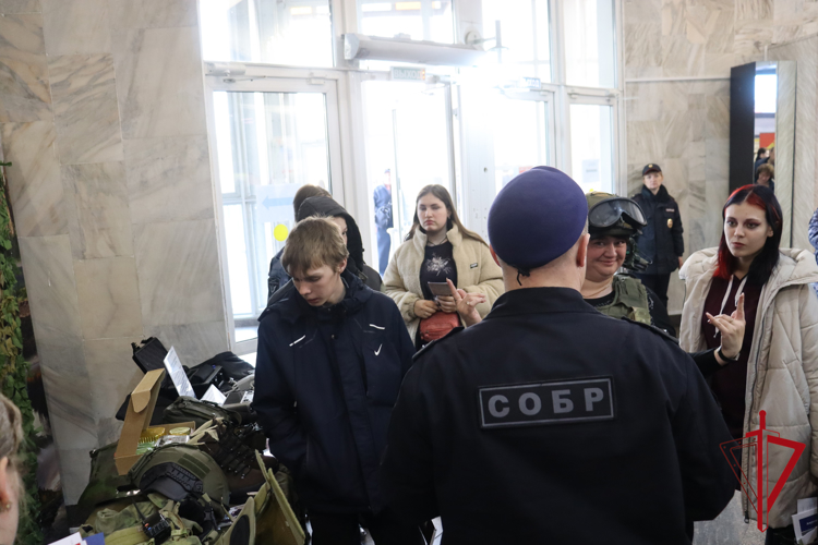 Подразделения Росгвардии приняли участие в региональном этапе ярмарки профессий  