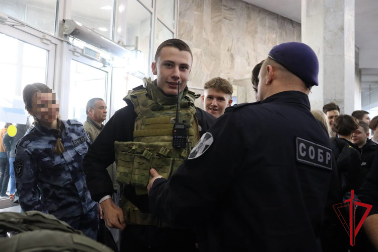 Подразделения Росгвардии приняли участие в региональном этапе ярмарки профессий  