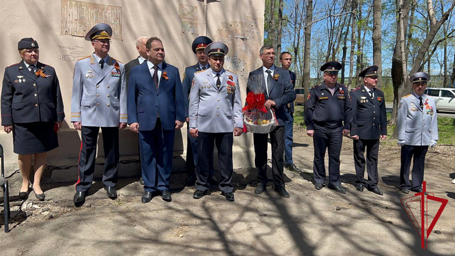 Персональный парад для Анны Цымбал провели правоохранители в Биробиджане