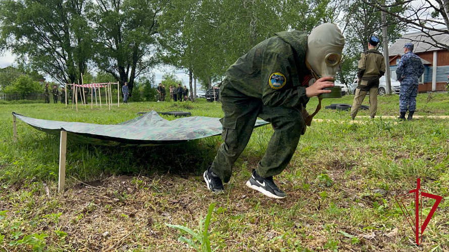 В День России военнослужащие Управления Росгвардии по ЕАО приняли участие в судействе эстафеты "Поле Куликово"