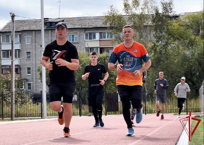 В легкоатлетическом забеге «Кросс памяти» приняли участие росгвардейцы