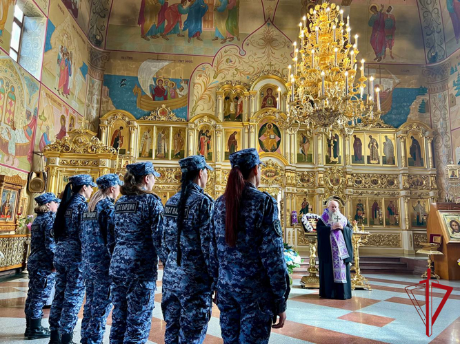В Биробиджане состоялся молебен о здравии Героя России Анатолия Романова 
