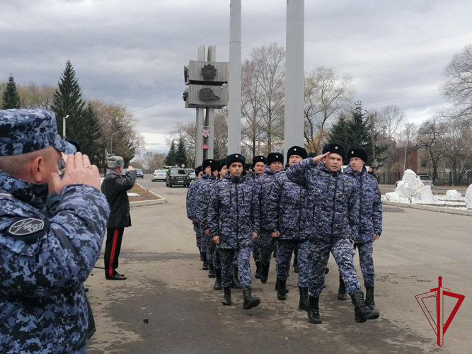 Гарнизонный развод нарядов Росгвардии и полиции состоялся в Биробиджане