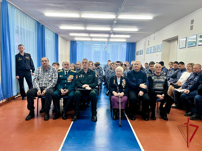 Торжественное собрание в честь Дня ветерана войск правопорядка прошло в Биробиджане