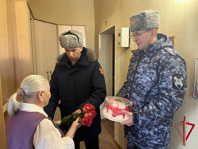 Торжественное собрание в честь Дня ветерана войск правопорядка прошло в Биробиджане