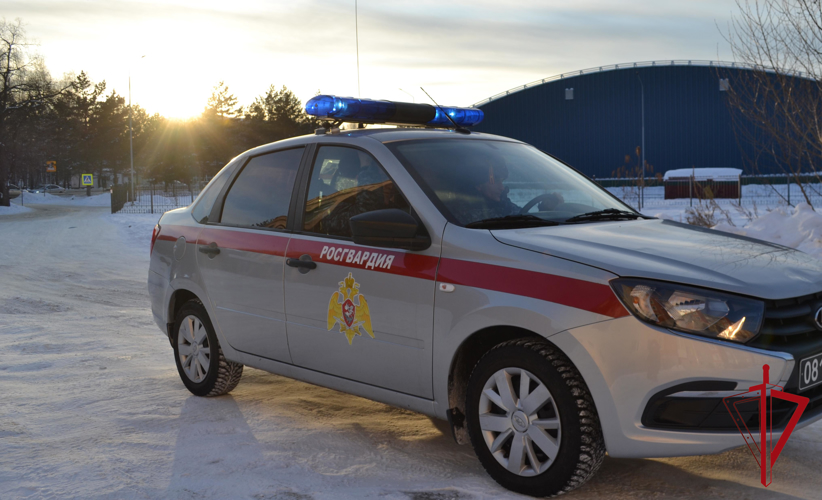 Росгвардия оперативно отреагировала на дебош в баре