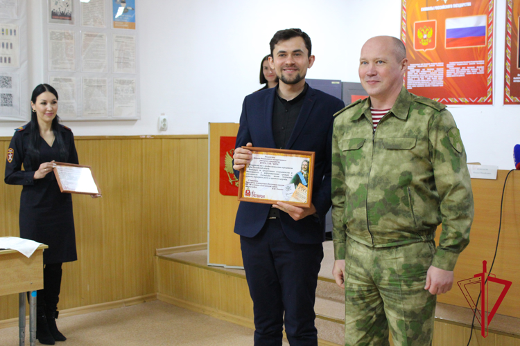 Руководители Росгвардии поздравили журналистов с «Днем Российской печати»