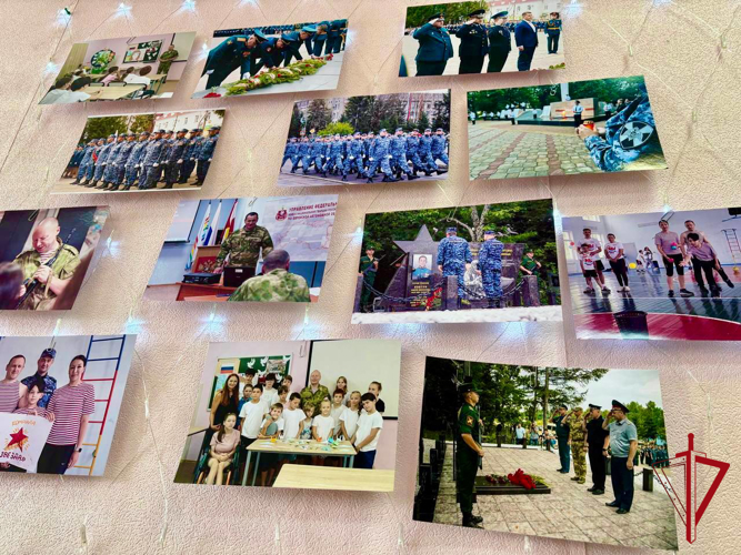 В преддверии профессионального праздника пресс-служба организовала фотовыставку и вручила награды журналистам