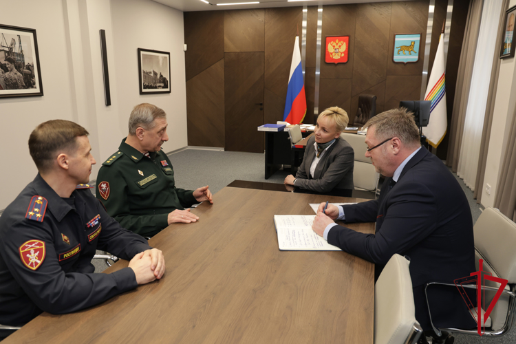 Командующий Восточным округом Росгвардии с рабочим визитом посетил Еврейскую автономную область