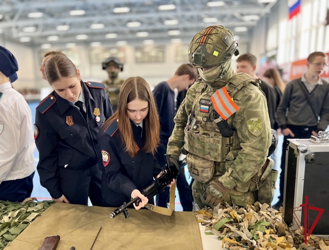В Биробиджане Росгвардия поддержала Дальневосточный форум, посвящённый 80-летию Победы 