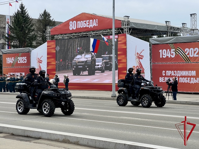 Войска Восточного округа войск национальной гвардии России отметили 80-ю годовщину Победы