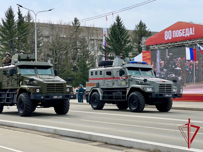 Войска Восточного округа войск национальной гвардии России отметили 80-ю годовщину Победы
