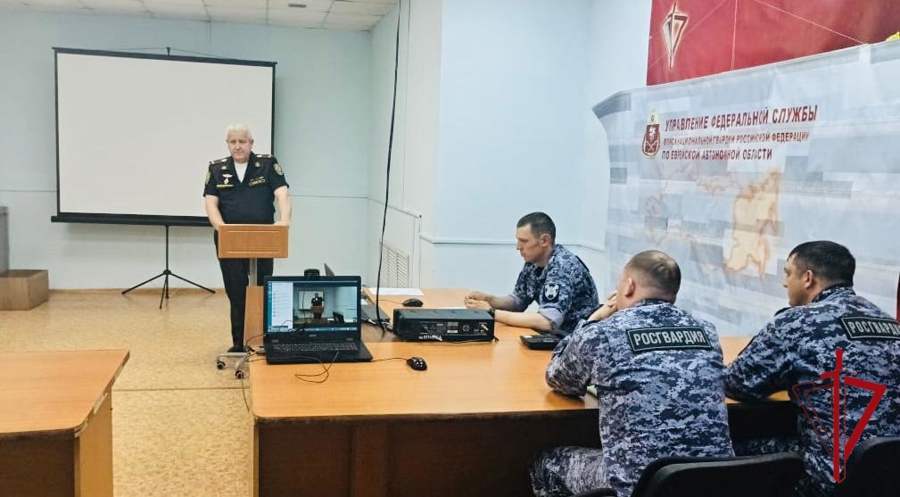 В Биробиджане состоялся семинар по противодействию наркомании с участием представителей силовых ведомств, Православной Церкви и Росгвардии