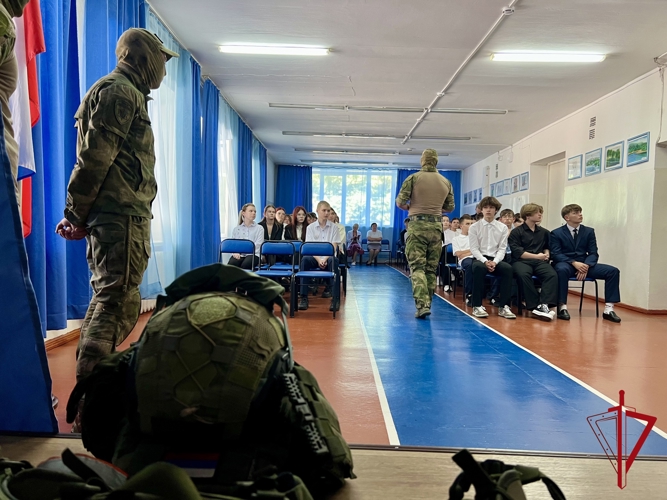 Урок памяти: школьники Биробиджана узнали о трагедии Беслана и Норд-Оста