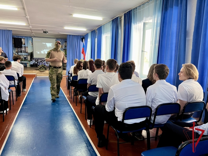 Урок памяти: школьники Биробиджана узнали о трагедии Беслана и Норд-Оста