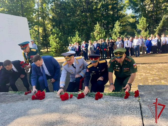 Росгвардия чтит память победы над милитаристской Японией в Биробиджане