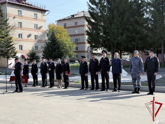    Гарнизонный развод в Биробиджане подчёркивает готовность обеспечить безопасность региона
