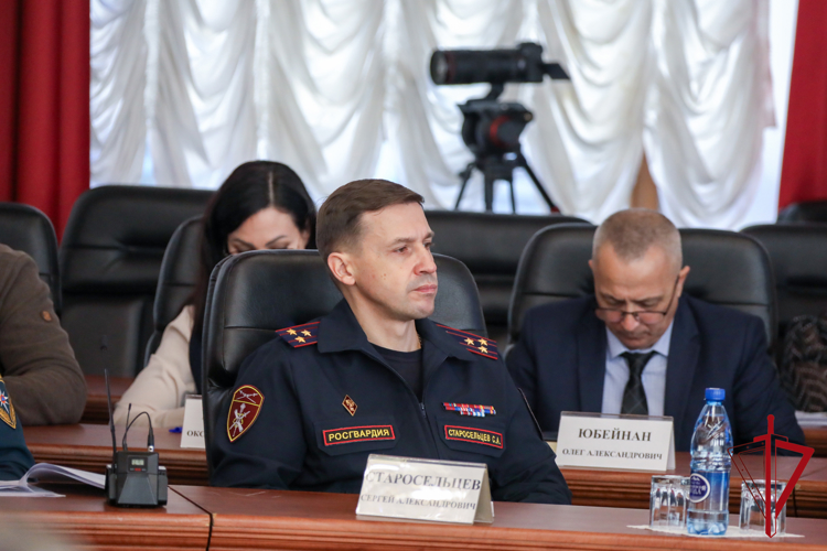 Росгвардия участвует в укреплении правовой основы ЕАО