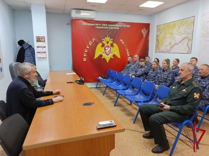Росгвардия и Русская православная церковь отметили День народного единства совместным мероприятием в ЕАО