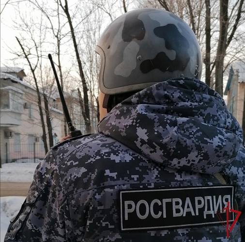 Экипаж Росгвардии ЕАО задержал подозреваемого в употреблении наркотиков