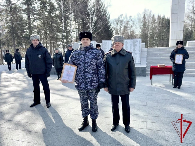 Гарнизонный развод нарядов Росгвардии и полиции прошел в Биробиджане