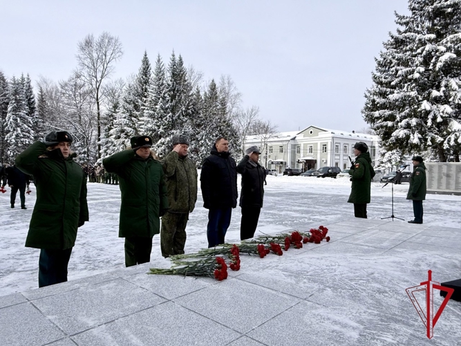 Росгвардейцы почтили память защитников Отечества в ЕАО