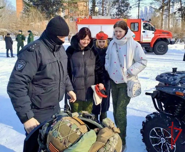 Росгвардия развернула площадку на форуме «Народ и армия едины» в Биробиджане