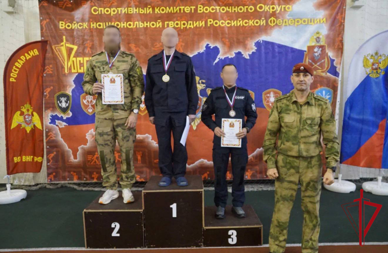 Представитель Еврейской АО стал призёром чемпионата Восточного округа Росгвардии по военно-спортивному многоборью