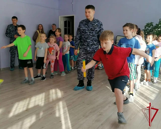 Cотрудники ОВО Росгвардии по ЕАО организовали мероприятие «Детство вместе с росгвардейцами»