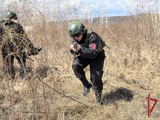 Росгвардейцы помогли организовать региональный этап военно-патриотической игры «Зарница 2.0» в ЕАО