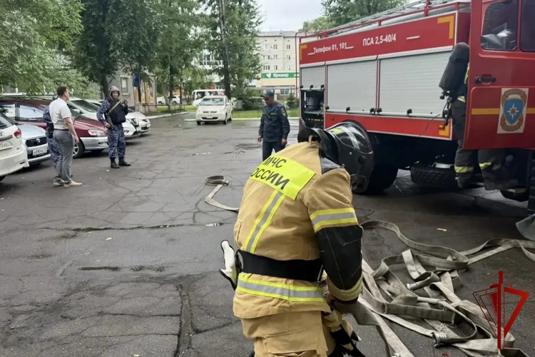  В Биробиджане прошли межведомственные учения по ликвидации чрезвычайной ситуации