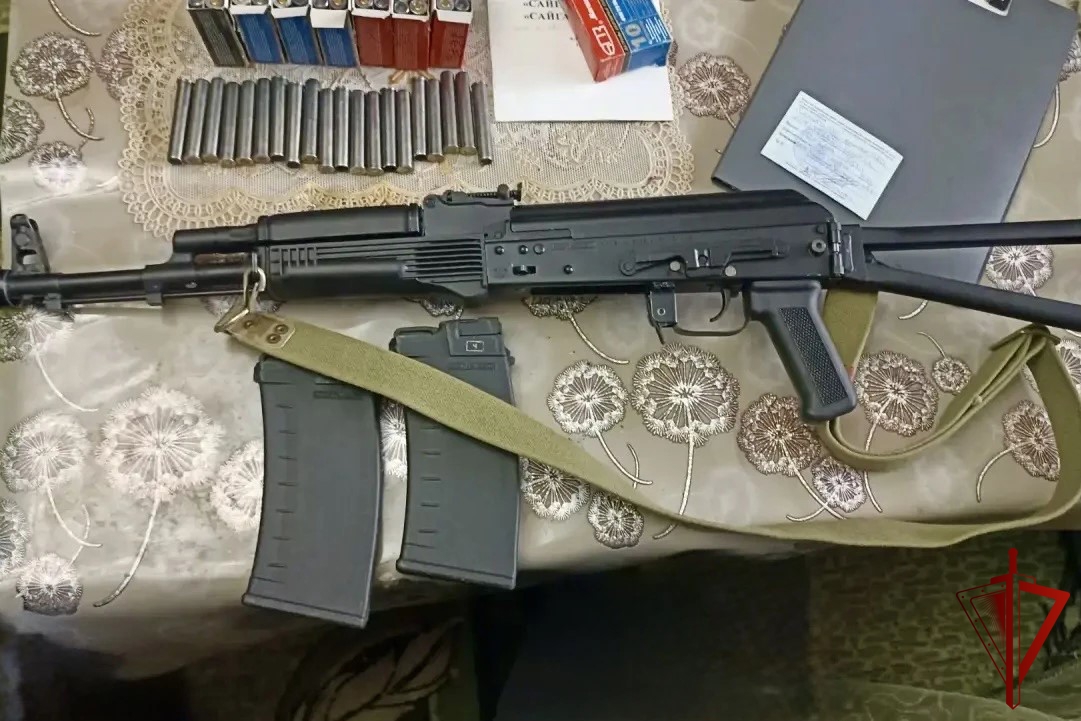 В ЕАО сотрудники Росгвардии напомнили владельцам оружия о последствиях несвоевременной оплаты штрафов