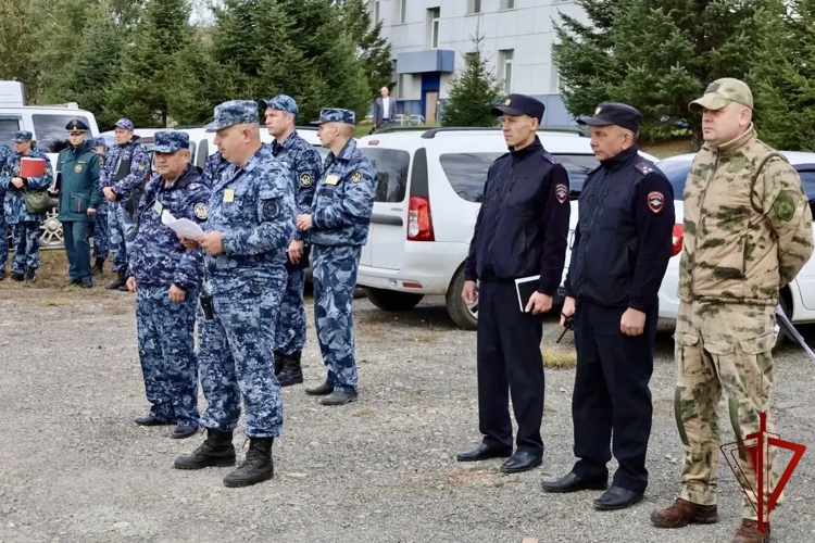 Сотрудники Росгвардии совместно с УФСИН, полицией и МЧС отработали алгоритмы совместных действий в ЕАО