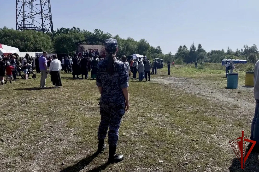 В ЕАО росгвардейцы обеспечили правопорядок на военно‑историческом фестивале «Дальневосточный Форпост»