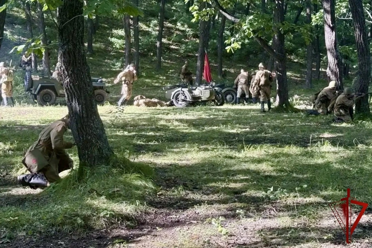 В ЕАО росгвардейцы обеспечили правопорядок на военно‑историческом фестивале «Дальневосточный Форпост»