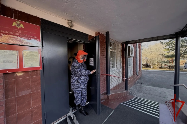 Совместное тактико‑специальное учение Росгвардии и МЧС прошло в Еврейской автономной области