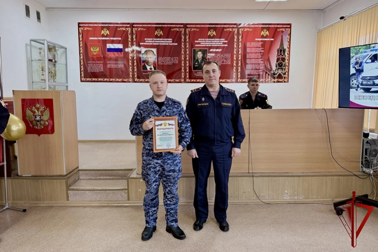 В Биробиджане состоялось торжественное мероприятие, посвящённое 74‑й годовщине со дня образования вневедомственной охраны
